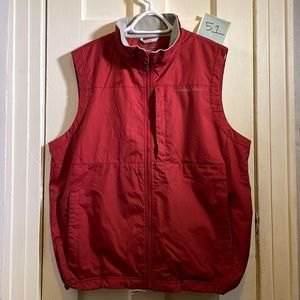 Vineyard vines vest